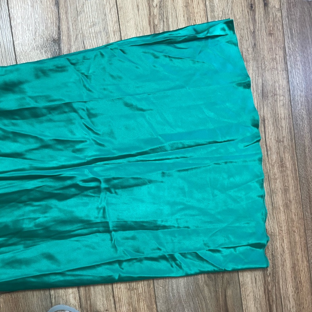 vintage Victoria's Secret 100% silk Victorian Romantic slip dress - Picture 11 of 12